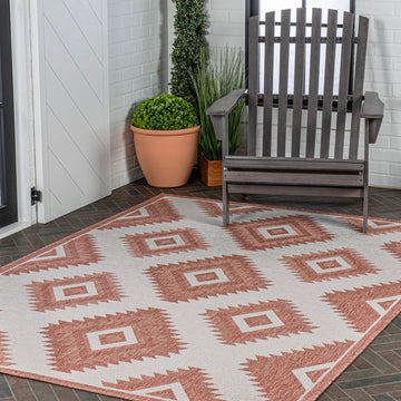 Lior Geometric Moroccan Diamond Area Rug